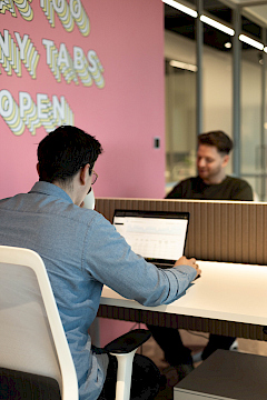 E-commerce specialist